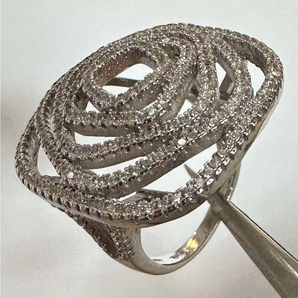 Silver Crystal Swirl Cocktail Ring - Unbranded